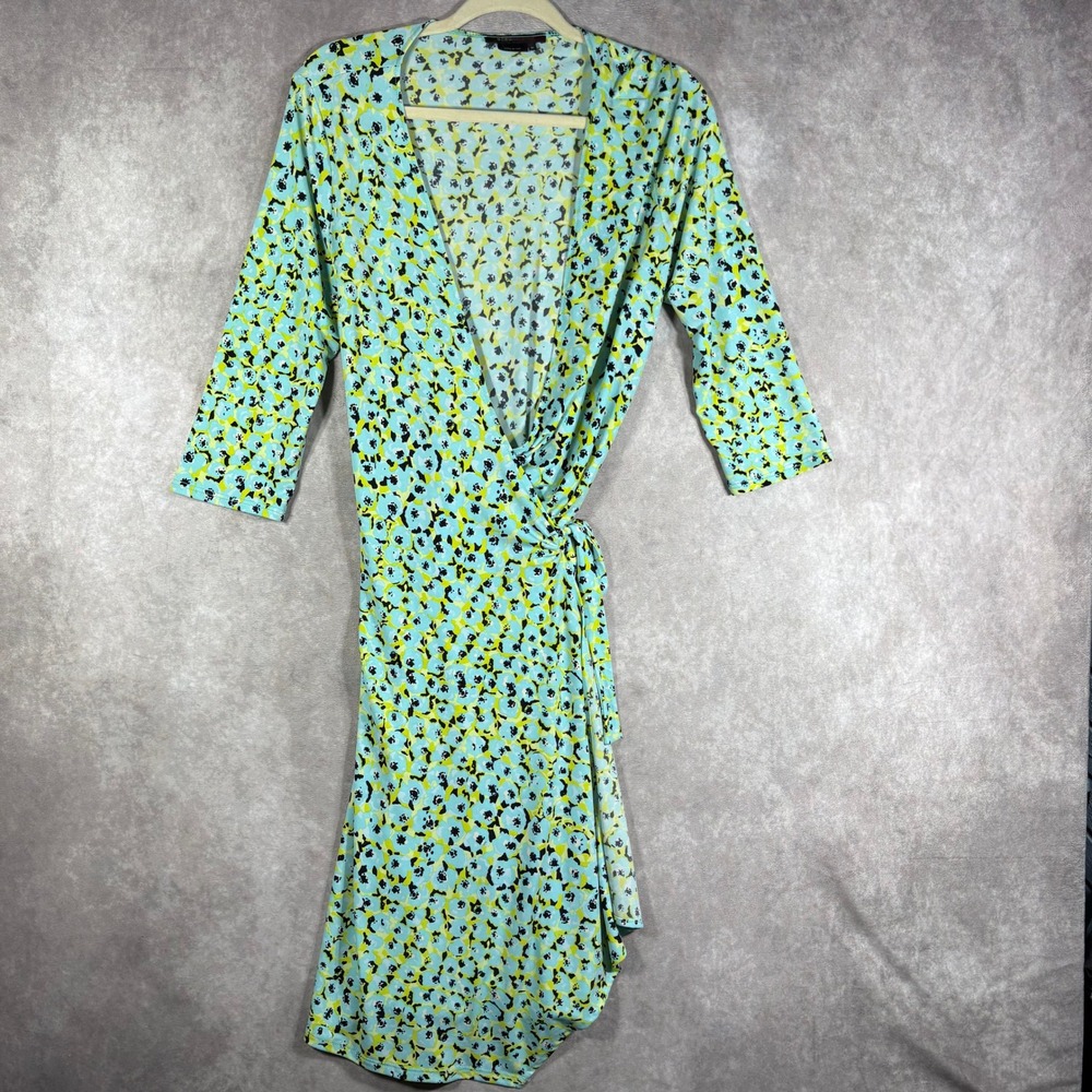 BCBGMAXAZRIA Wrap Dress Womens Medium Blue Floral 3/4 Sleeve Jersey Artsy Career